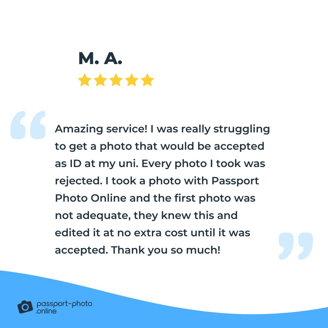 A 5-star review of Passport Photo Online from a satisfied customer living in the UK.