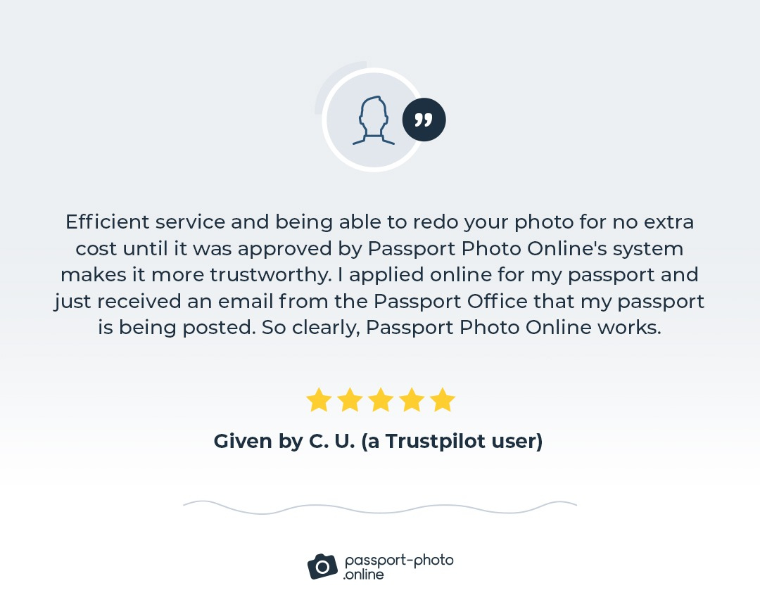 A 5-star review of Passport Photo Online’s tool given by a customer.