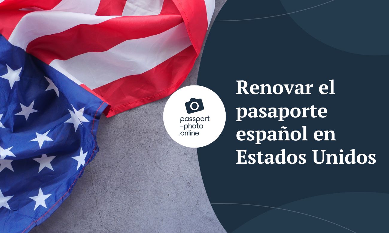 La imagen muestra la bandera de Estados Unidos sobre una pared gris, posiblemente en alguna Embajada española donde renovar el pasaporte y realizar otros trámites.